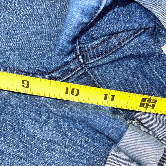 Jennifer Lopez High Rise Denim Shorts Medium Wash - Picture 13 of 16